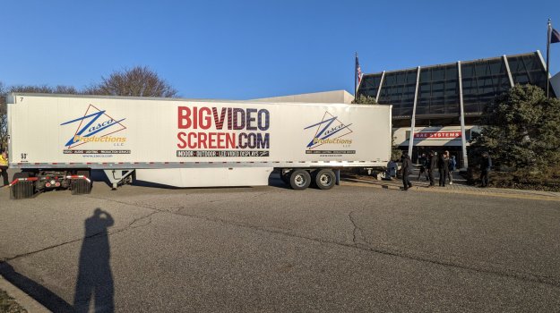 Zasco 53' semi trailer in front of client's building